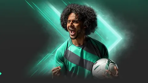 萨卡谱写新篇章：欧冠客场四连斩，阿森纳荣耀史册独领风骚